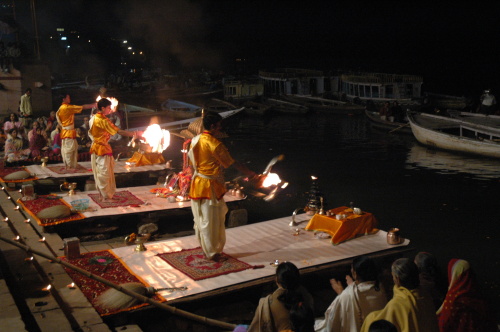 Veerní bohosluba u Gangy