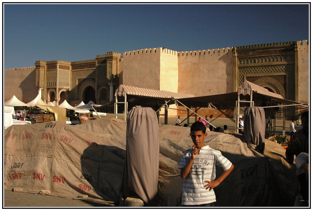 Meknes - všudypítomné hradby
